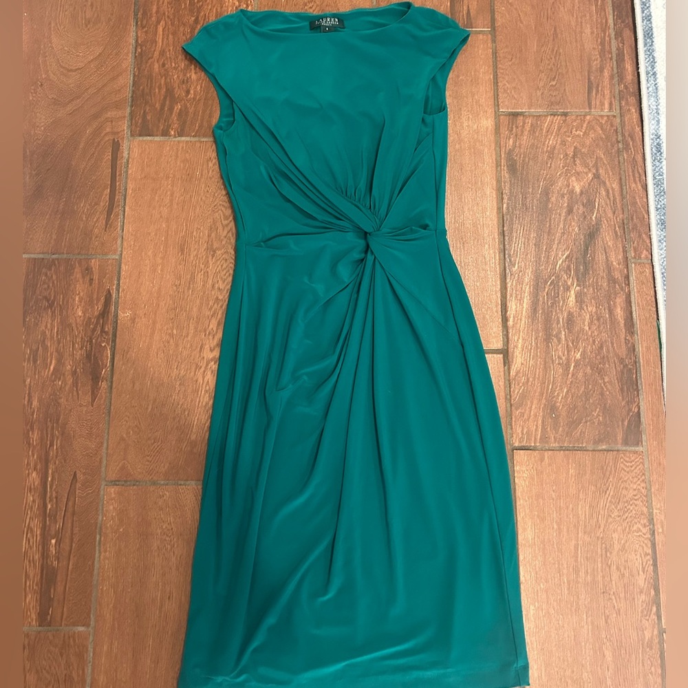 Ralph Lauren size 6 stretchy emerald green dress